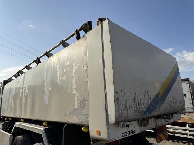 NISSAN DIESEL QUON 2012 Image 31