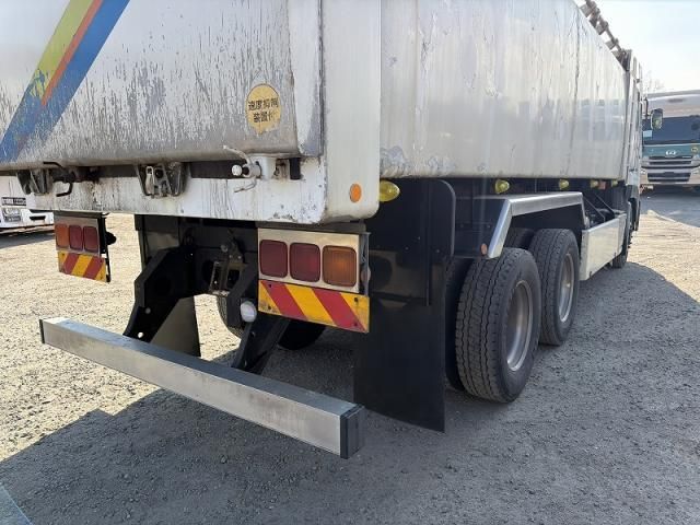 NISSAN DIESEL QUON 2012 Image 31