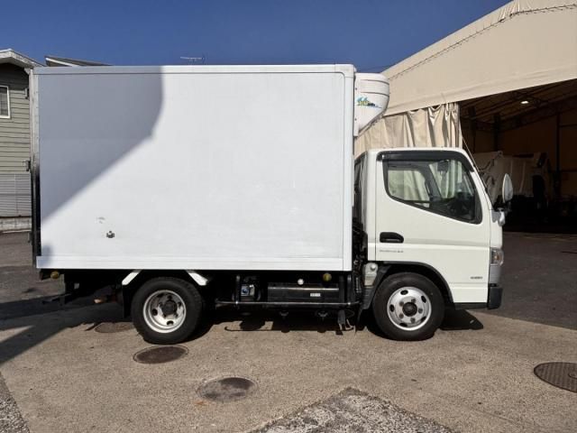 MITSUBISHI CANTER 2019 Image 31