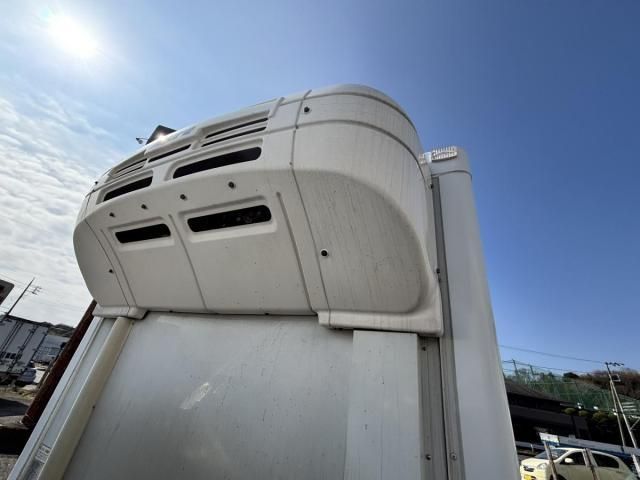 MITSUBISHI CANTER 2019 Image 31