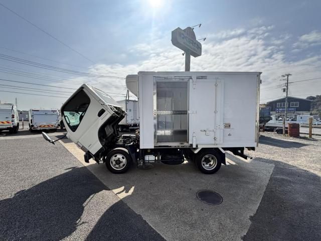 MITSUBISHI CANTER 2019 Image 31