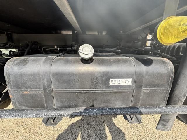 MITSUBISHI CANTER 2019 Image 31