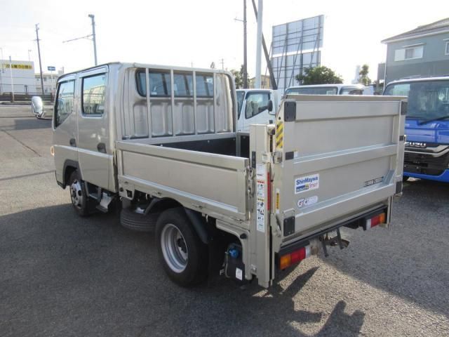 MITSUBISHI CANTER 2020 Image 31