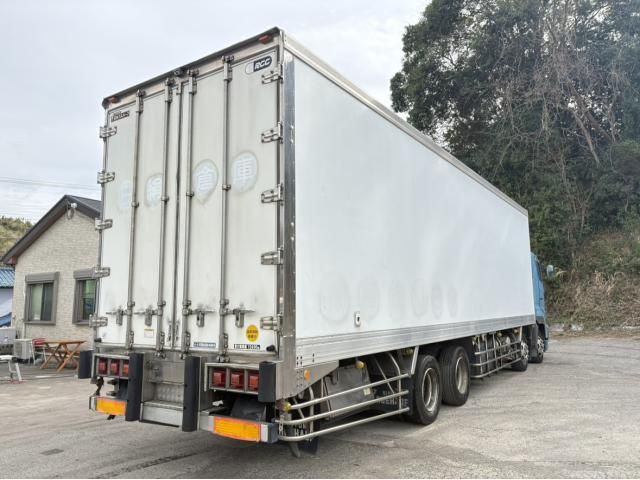 HINO PROFIA 2006 Image 31