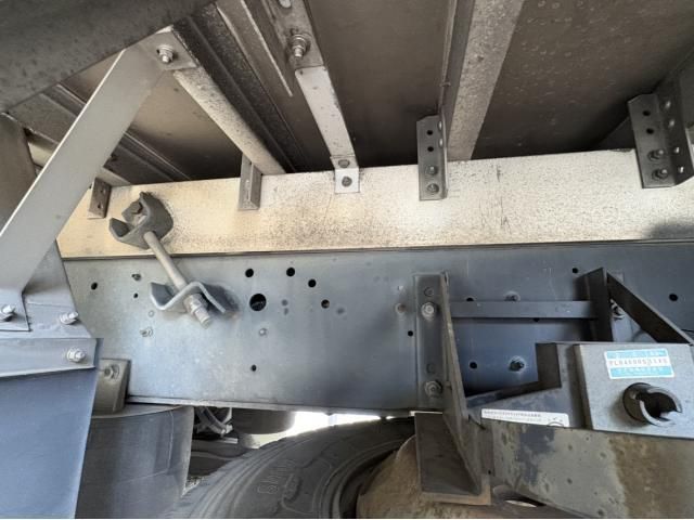 HINO PROFIA 2006 Image 31