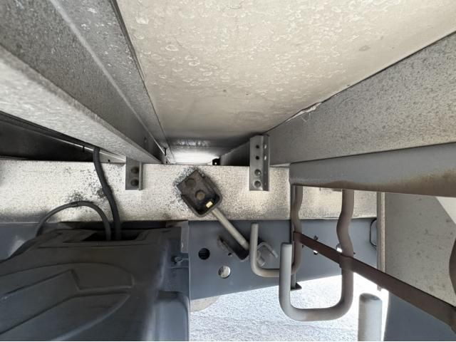 HINO PROFIA 2006 Image 31