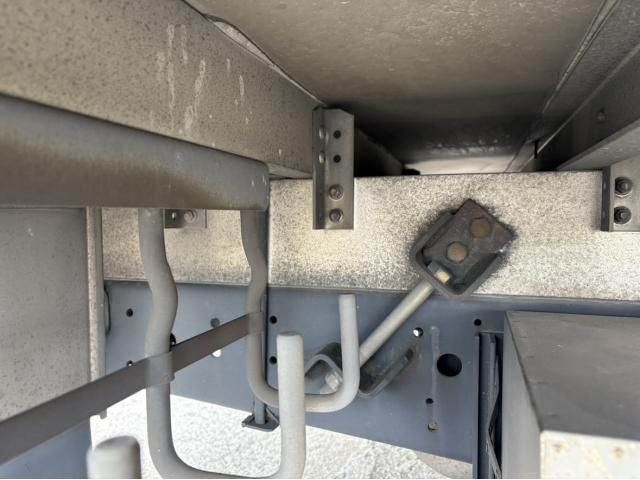 HINO PROFIA 2006 Image 31