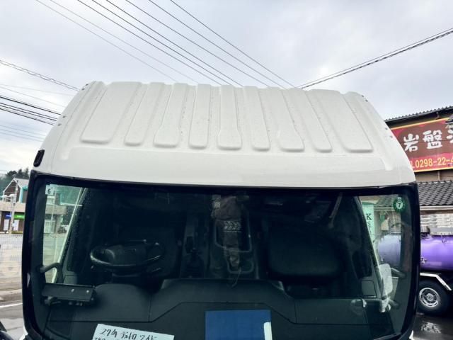 HINO DUTRO 2015 Image 31