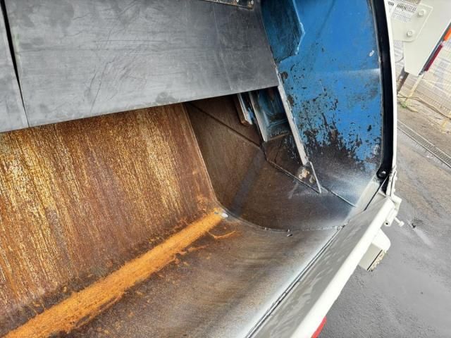 HINO DUTRO 2015 Image 31