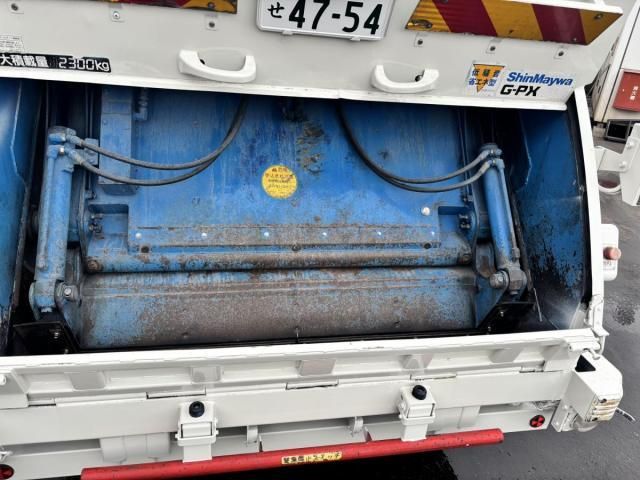 HINO DUTRO 2015 Image 31