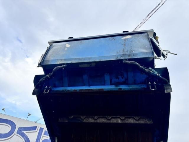 HINO DUTRO 2015 Image 31