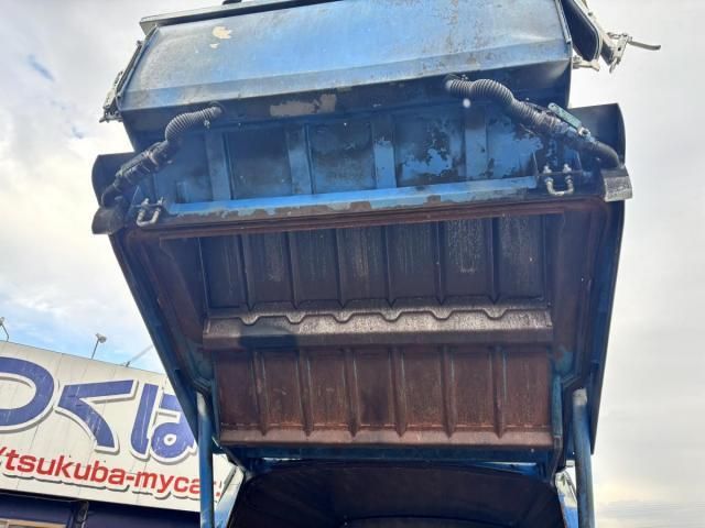 HINO DUTRO 2015 Image 31