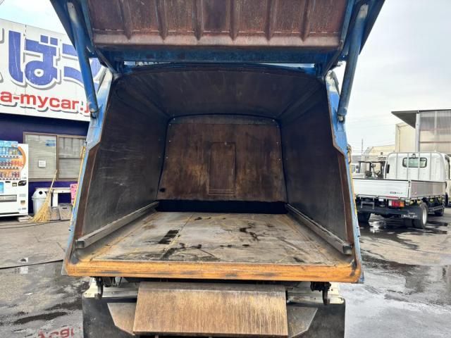 HINO DUTRO 2015 Image 31