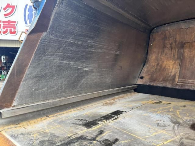 HINO DUTRO 2015 Image 31