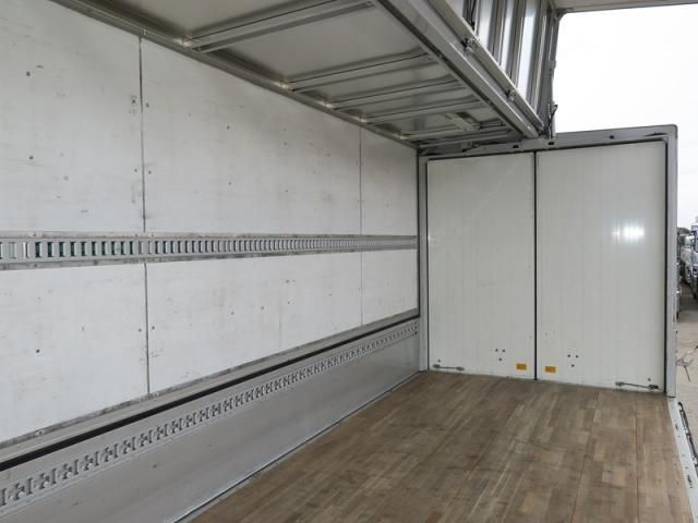 MITSUBISHI FUSOU FIGHTER 2022 Image 31