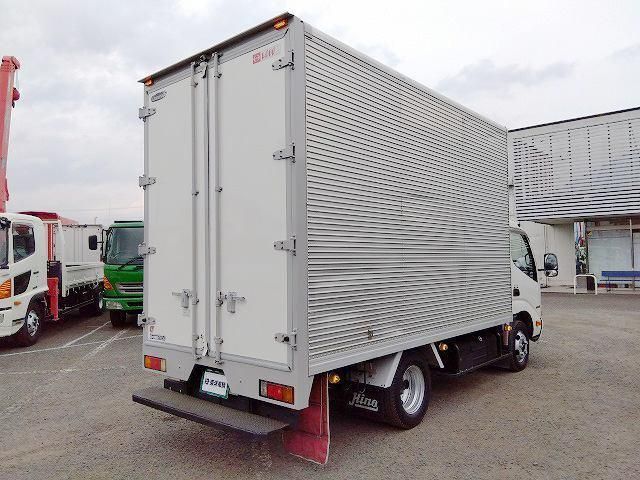 HINO DUTRO 2015 Image 31