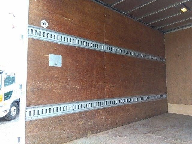 HINO DUTRO 2015 Image 31