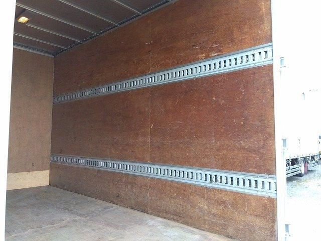 HINO DUTRO 2015 Image 31