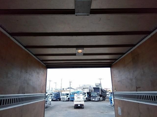 HINO DUTRO 2015 Image 31