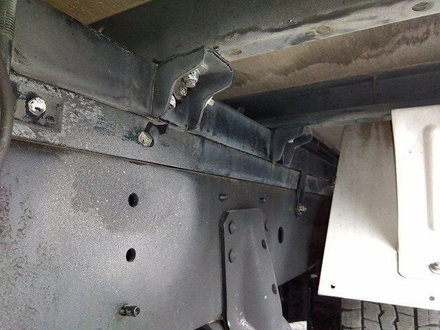 HINO DUTRO 2015 Image 31