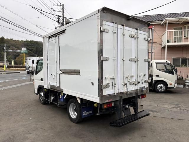 MITSUBISHI CANTER 2018 Image 31