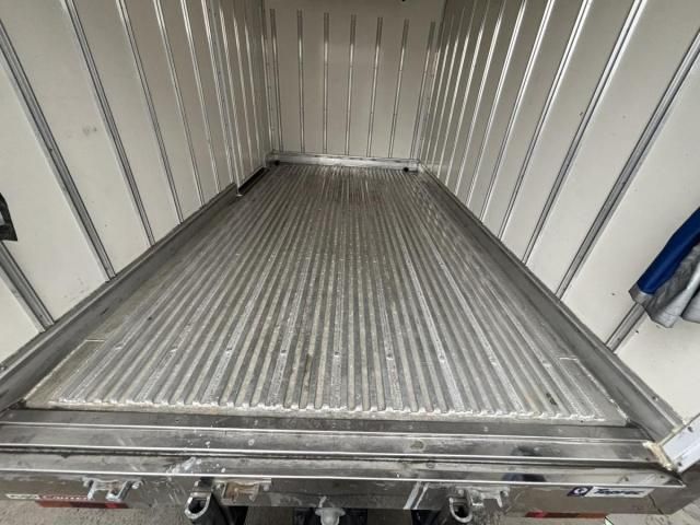 MITSUBISHI CANTER 2018 Image 31