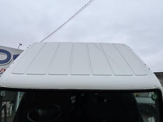 MITSUBISHI CANTER 2018 Image 31