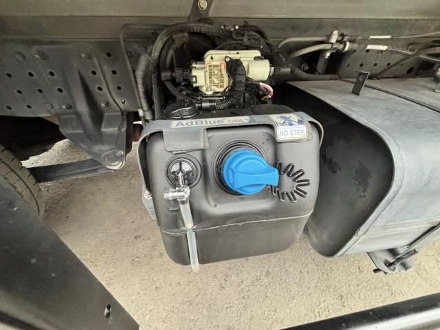 MITSUBISHI CANTER 2018 Image 31