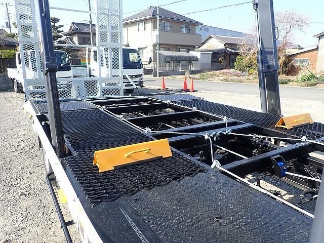 MITSUBISHI CANTER 2025 Image 31