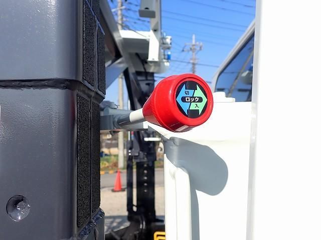 MITSUBISHI CANTER 2025 Image 31