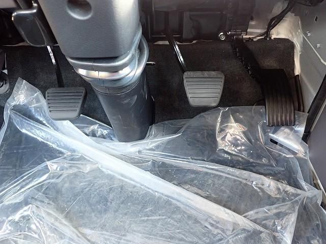 MITSUBISHI CANTER 2025 Image 31