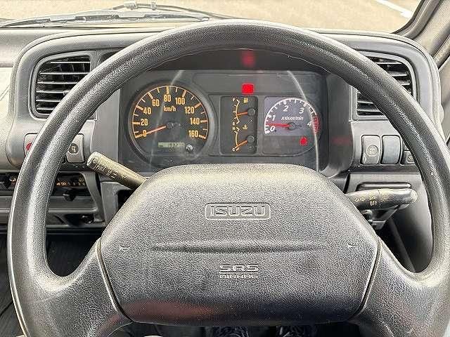 ISUZU ELF 2000 Image 31