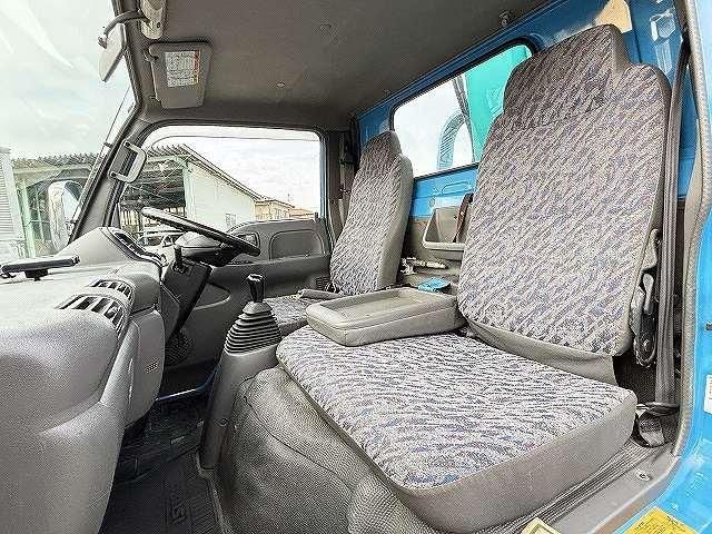 ISUZU ELF 2000 Image 31