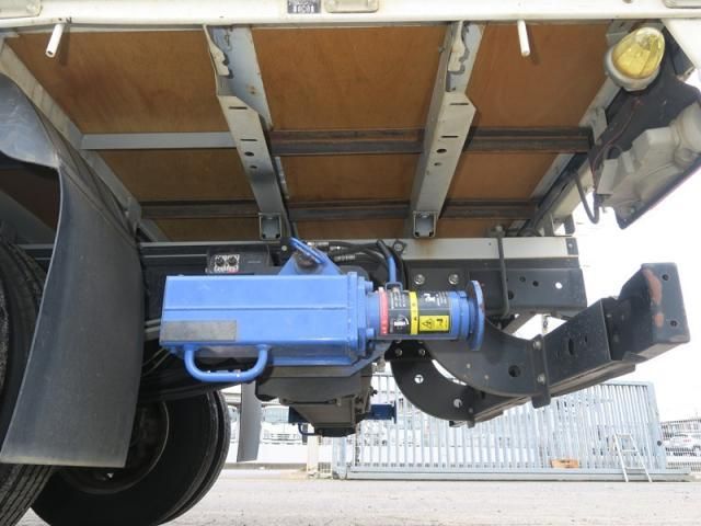 HINO DUTRO 2017 Image 31