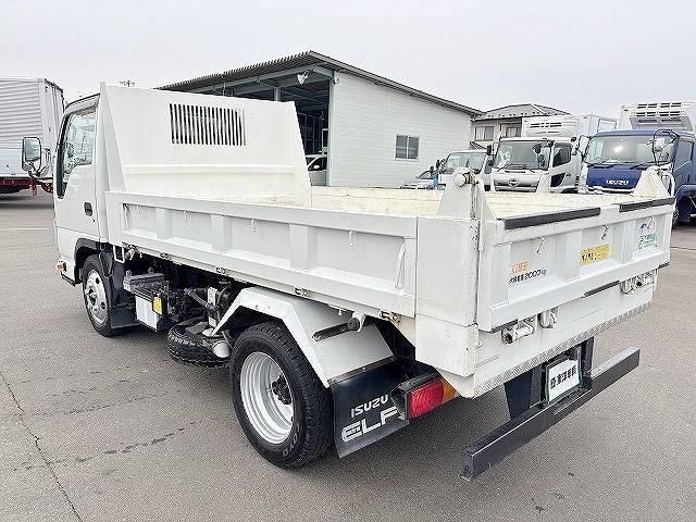 ISUZU ELF 2010 Image 31