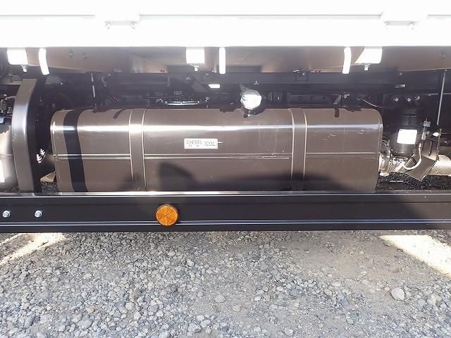 MITSUBISHI CANTER 2025 Image 31