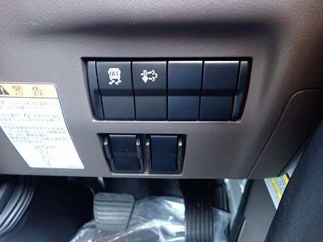 MITSUBISHI CANTER 2025 Image 31