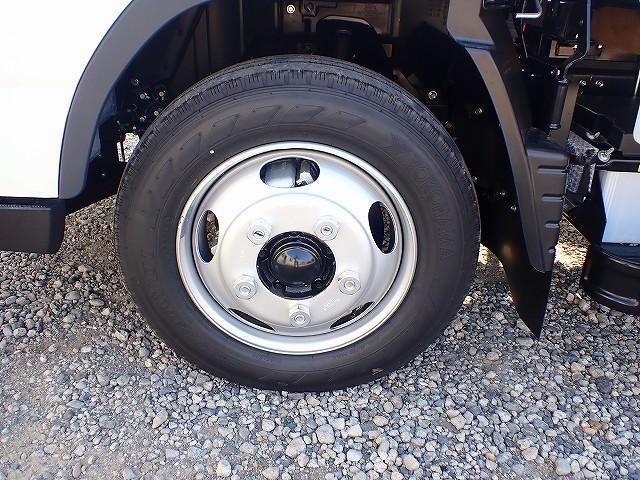 MITSUBISHI CANTER 2025 Image 31