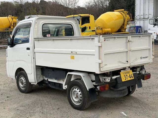 DAIHATSU HIJET 2021 Image 31