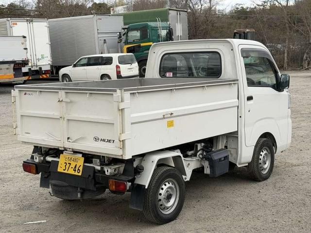 DAIHATSU HIJET 2021 Image 31