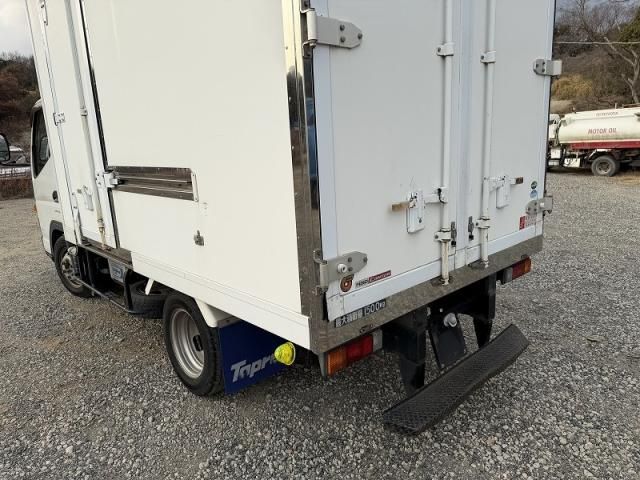 MITSUBISHI CANTER 2017 Image 31