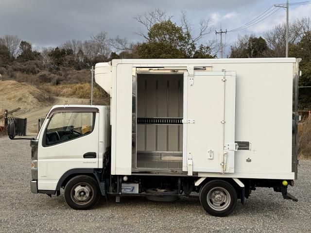 MITSUBISHI CANTER 2017 Image 31