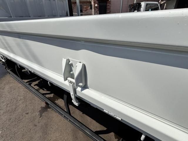 MITSUBISHI CANTER 2021 Image 31