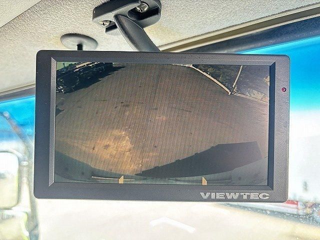 NISSAN DIESEL QUON 2011 Image 31