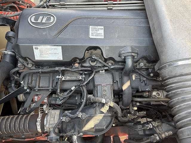 NISSAN DIESEL QUON 2011 Image 31