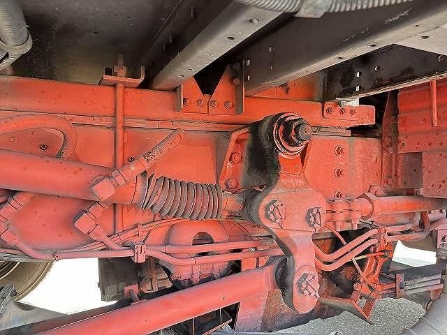 NISSAN DIESEL QUON 2011 Image 31