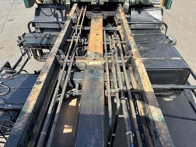 NISSAN DIESEL BIGTHUMB 1994 Image 31