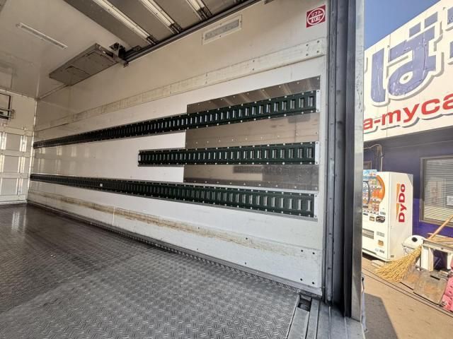 ISUZU ELF 2019 Image 31