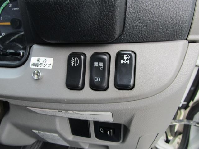 MITSUBISHI CANTER 2016 Image 31