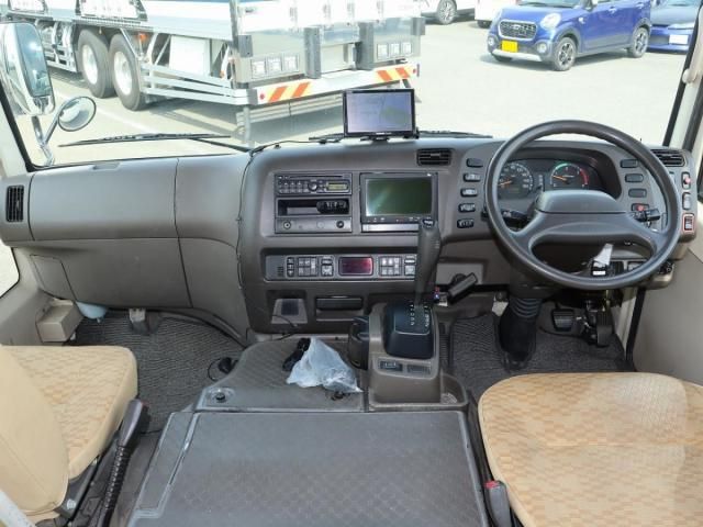 MITSUBISHI ROSA 2009 Image 31